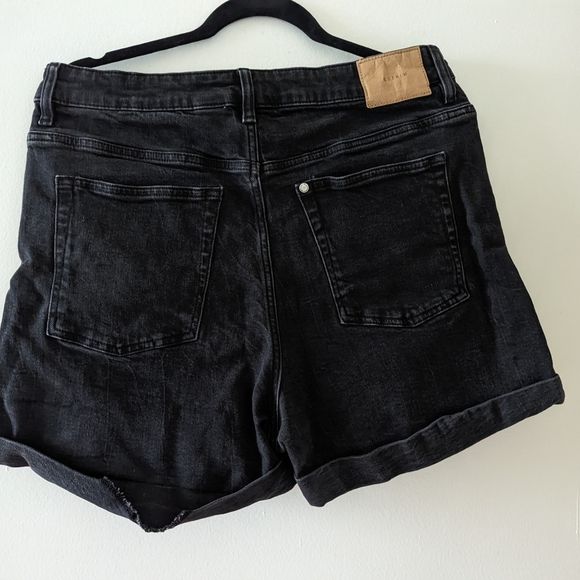 Mom Shorts US 12 Black - Picture 3 of 3